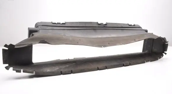 Volvo V40 Intercooler air channel guide 31323114