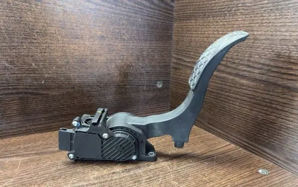 Skoda Fabia Mk1 (6Y) Accelerator throttle pedal 0280755063 6Q1721503F