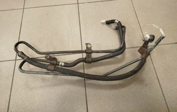Toyota Land Cruiser (J120) Power steering hose/pipe/line