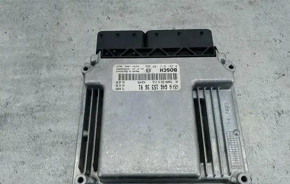Mercedes-Benz Vito Viano W639 Engine control unit/module ECU A6461533691