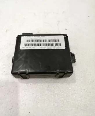 Chrysler Voyager Tailgate/trunk control unit/module P05082068AF