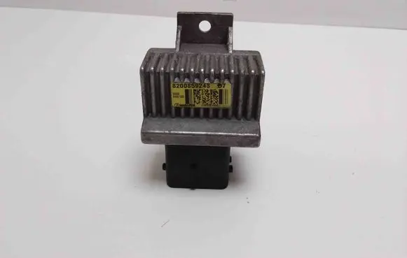 Nissan Qashqai Glow plug pre-heat relay 8200859243