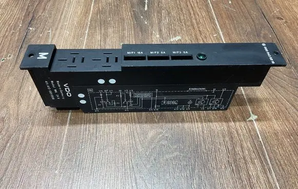 Mercedes-Benz Vario Fuse module 0005439215