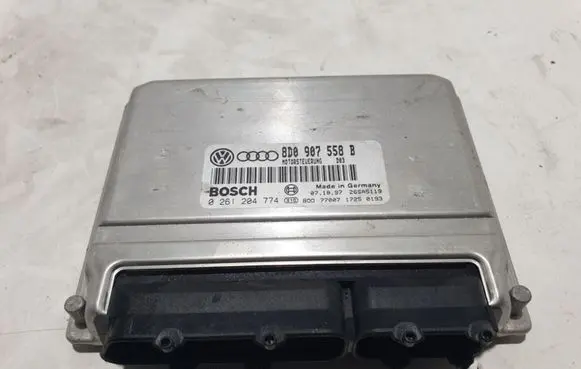 Audi A4 S4 B5 8D Engine control unit/module 8D0907558B