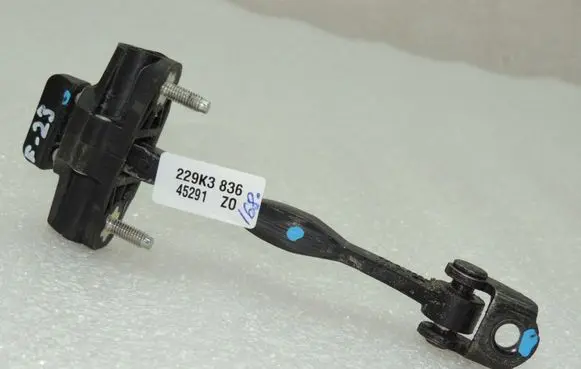 Ford Focus ST Front door check strap stopper BM51A23500AA