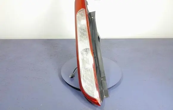 Ford Focus C-MAX Rear/tail lights 8M51-13405-A