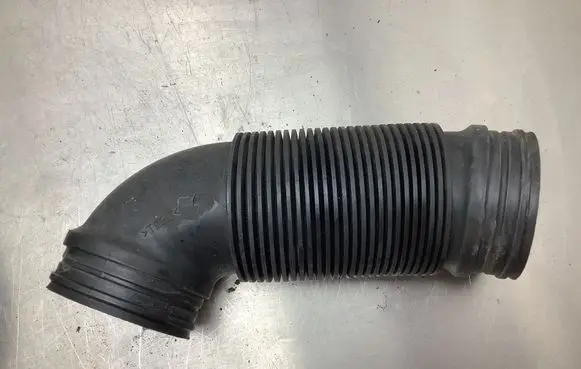 Audi A3 S3 8P Air intake hose/pipe 1K0129687B 1K0129684B 446148DE