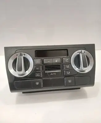 Audi A3 S3 8P Climate control unit 8P0820043BG 0778060509 A2C53301899