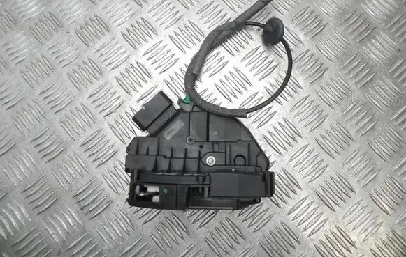 Ford Kuga II Loading door lock BM5AA21813DG T9207