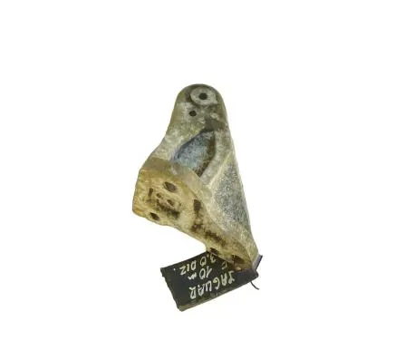Jaguar XF X250 Engine mounting bracket