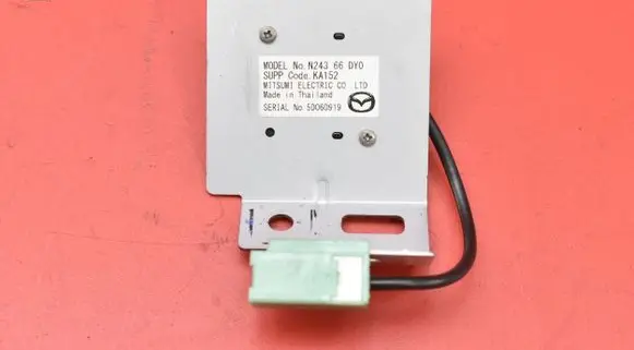Mazda MX-5 NA Miata Aerial GPS antenna N24366DY0