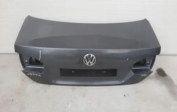 Volkswagen Jetta VI Tailgate/trunk/boot lid