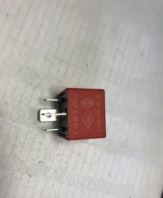 Opel Vivaro Other relay 7700844682A