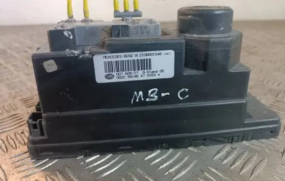 Mercedes-Benz C W202 Central locking vacuum pump 2108001548 002299146 00782827