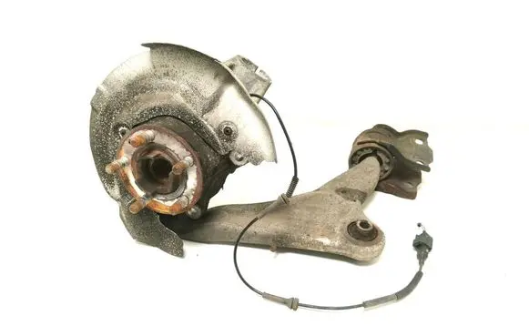 Front wheel hub