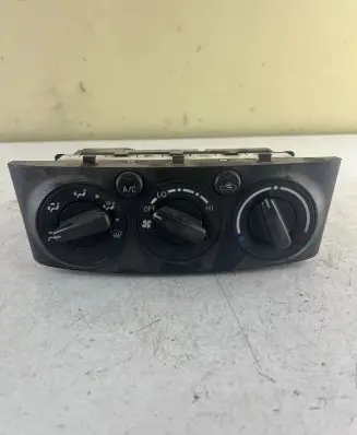 Toyota Avensis T250 Climate control unit 5590005120 MB1465700753
