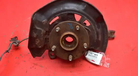 Toyota Avensis Verso Front wheel hub spindle knuckle