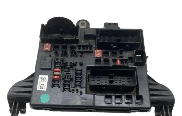 Opel Insignia A Fuse module 22737768 544949969