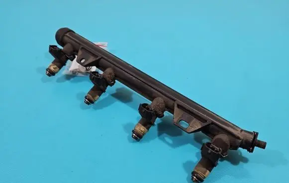 Skoda Fabia Mk1 (6Y) Fuel injector 036906031M IMPRK1396767