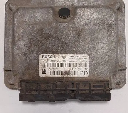 Opel Zafira A Engine control unit/module 28SA4802 24417169 0281010268