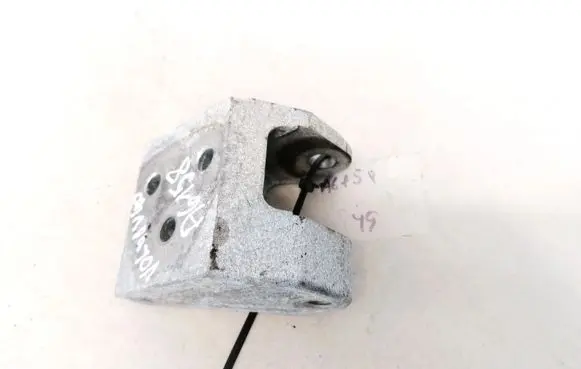 Volvo V40 Engine mounting bracket 31359644