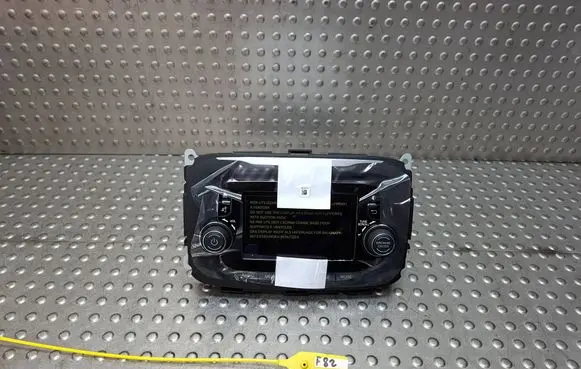 Radio/CD/DVD/GPS head unit
