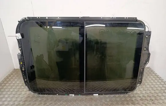 Volkswagen Tiguan Sunroof set 5N0877041E 516717027