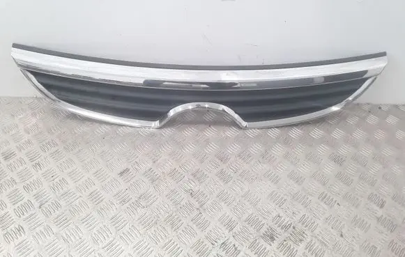 Hyundai ix 55 Front bumper upper radiator grill