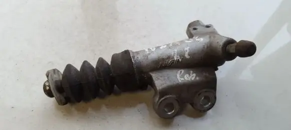 Honda Civic Clutch master cylinder