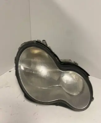 Mercedes-Benz C W203 Headlight/headlamp 0301166602
