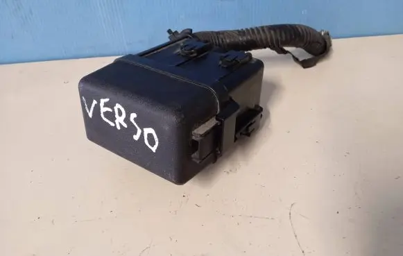 Toyota Verso Fuse box set 7191YB1