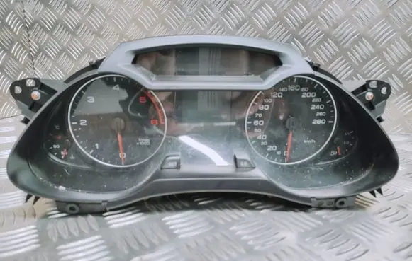 Audi A4 S4 B8 8K Speedometer (instrument cluster) 8K0920900C 907D3VG6I