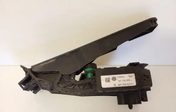 Audi A3 S3 8P Accelerator throttle pedal 1K1723503L
