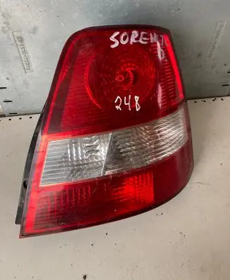 KIA Sorento Rear/tail lights