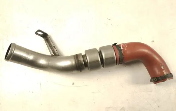 Jaguar XF Intercooler hose/pipe 9X236C785AC