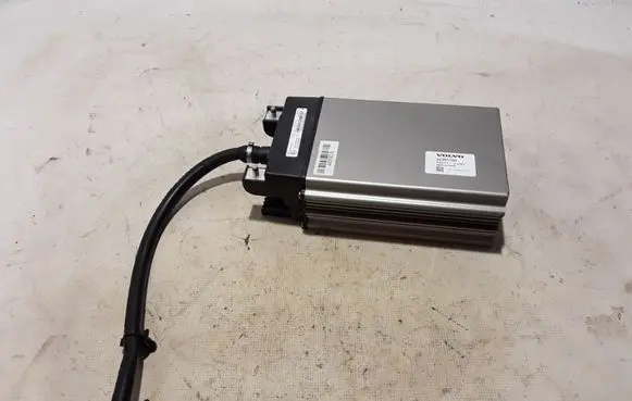 Volvo XC60 High voltage junction box 32301105