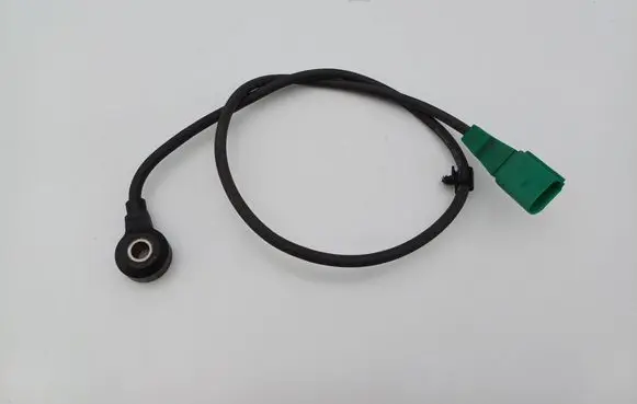 Volkswagen PASSAT B5 Detonation knock sensor 07D905377