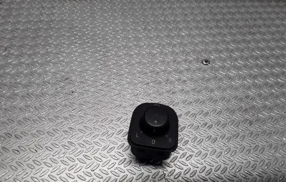 Volkswagen PASSAT B6 Wing mirror switch 1K0959565