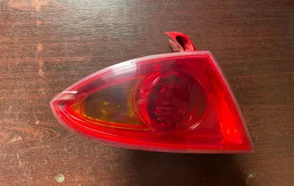 Seat Leon (1P) Tailgate rear/tail lights 98207100