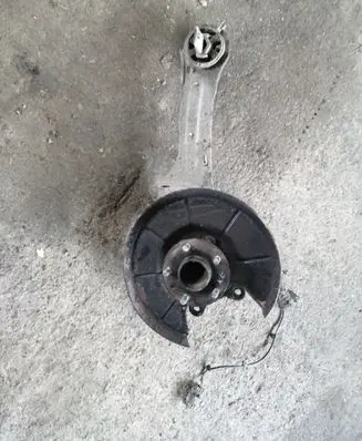 Ford Mondeo MK IV Rear wheel hub spindle/knuckle 