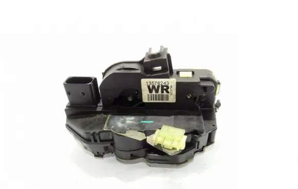 Chevrolet Orlando Rear door lock 13578243
