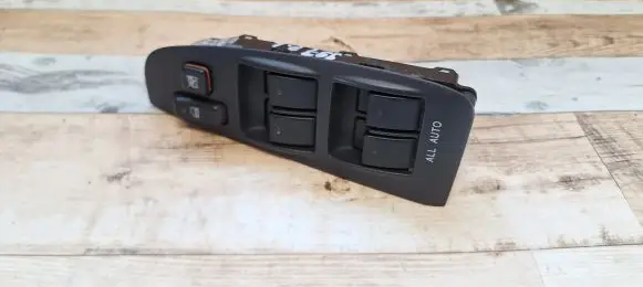 Toyota Avensis T250 Electric window control switch 54356022A