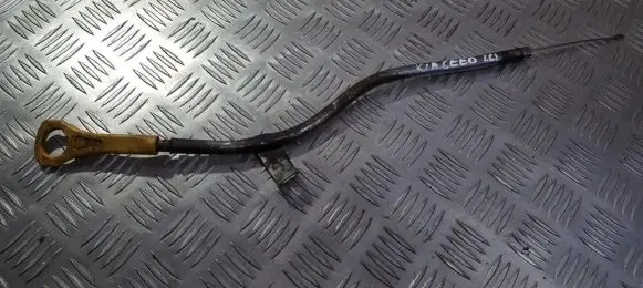 KIA Ceed Oil level dip stick 