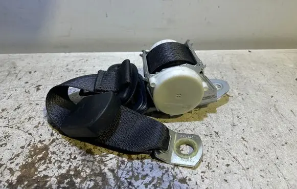 Jeep Cherokee Rear seatbelt P1WK65DX9AD TR41195L1948 183151R