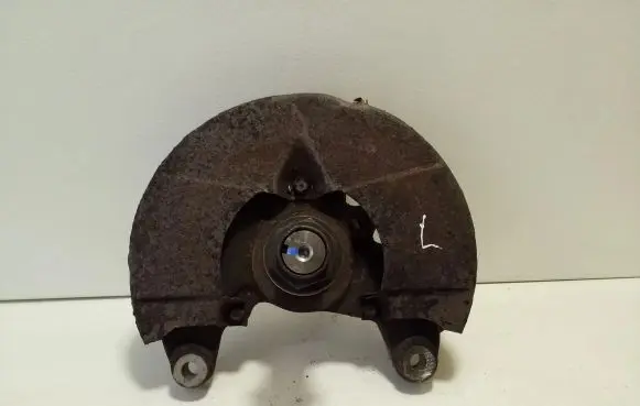 Iveco Daily 5th gen Front wheel hub spindle knuckle