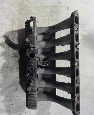 BMW 5 E39 Intake manifold 1427618 PA66GF35 2900301819