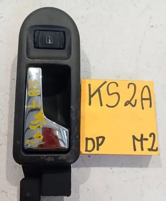 Volkswagen PASSAT B5.5 Front door interior handle 3B0837114