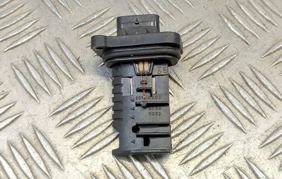BMW 1 F20 F21 Mass air flow meter 0281006092 8506408