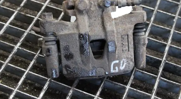 Mitsubishi Outlander Rear brake caliper