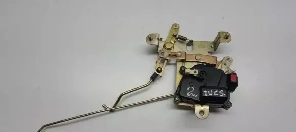 Hyundai Tucson JM Tailgate window lock/catch/latch 